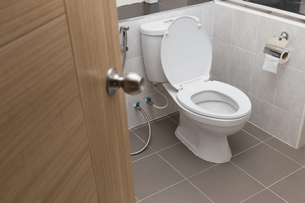Como funciona a instalação de vasos sanitários?